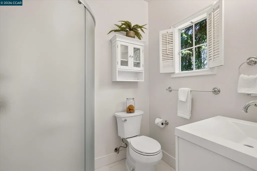 61 Crest Avenue Alamo CA 94507