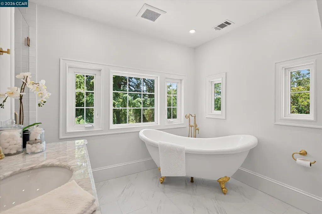 61 Crest Avenue Alamo CA 94507