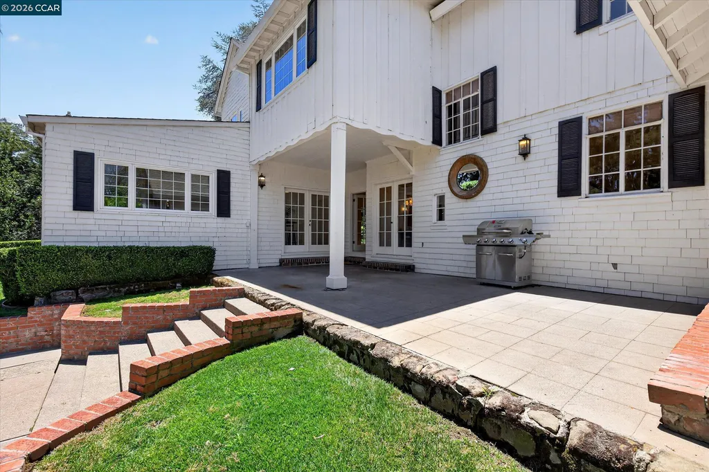 61 Crest Avenue Alamo CA 94507