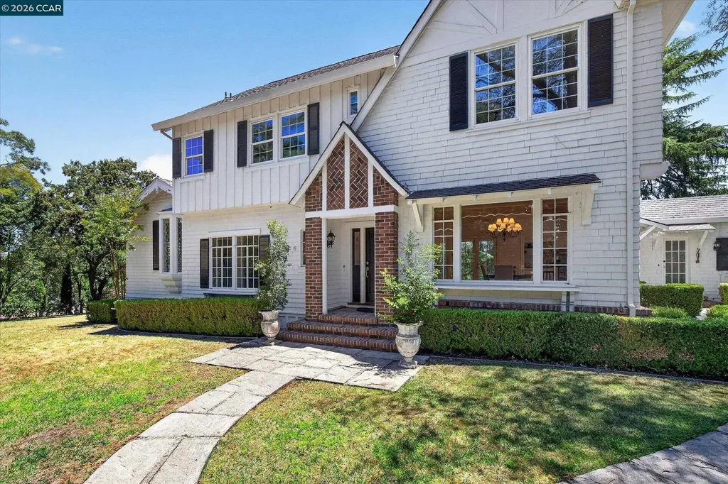 61 Crest Avenue Alamo CA 94507