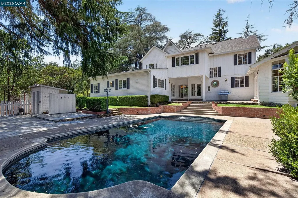 61 Crest Avenue Alamo CA 94507