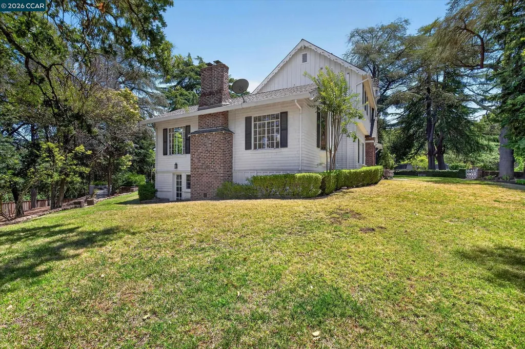 61 Crest Avenue Alamo CA 94507