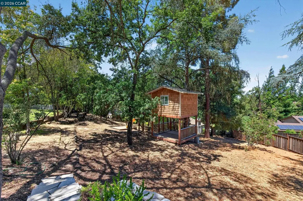 61 Crest Avenue Alamo CA 94507