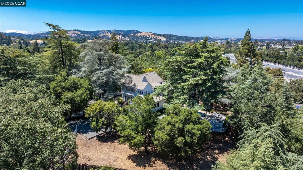 61 Crest Avenue Alamo CA 94507
