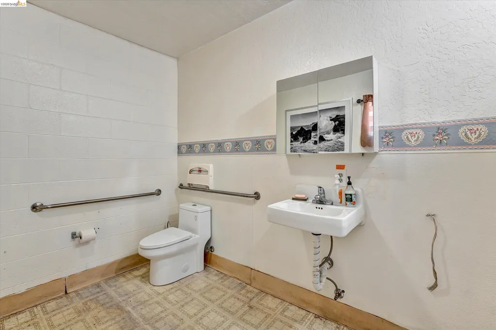 1190 Davis Street San Leandro CA 94577