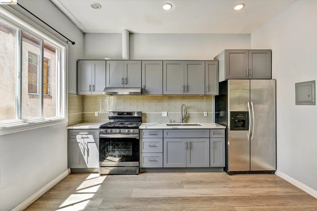 1190 Davis Street San Leandro CA 94577