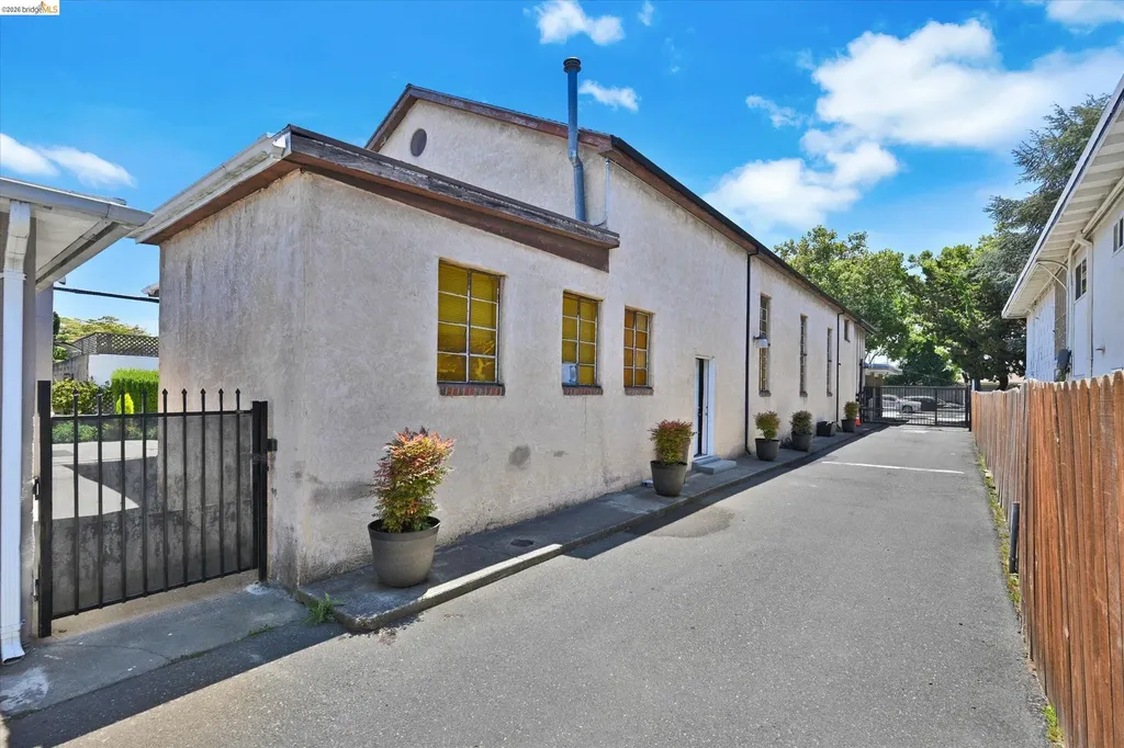 1190 Davis Street San Leandro CA 94577