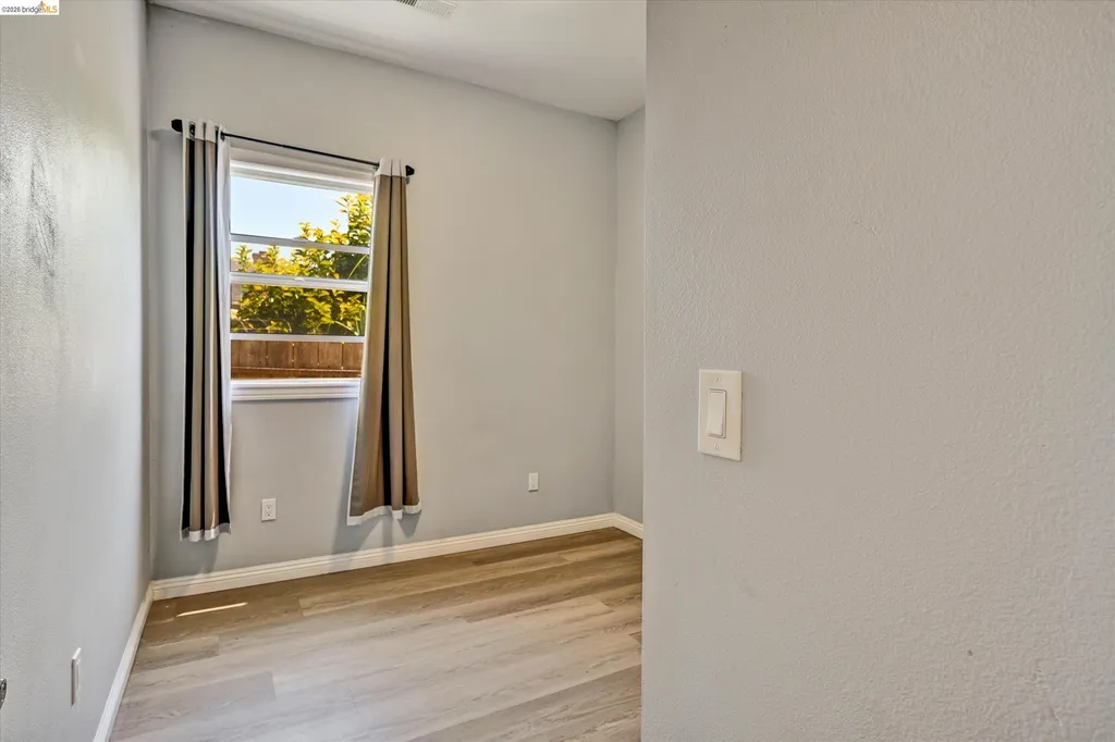 1190 Davis Street San Leandro CA 94577