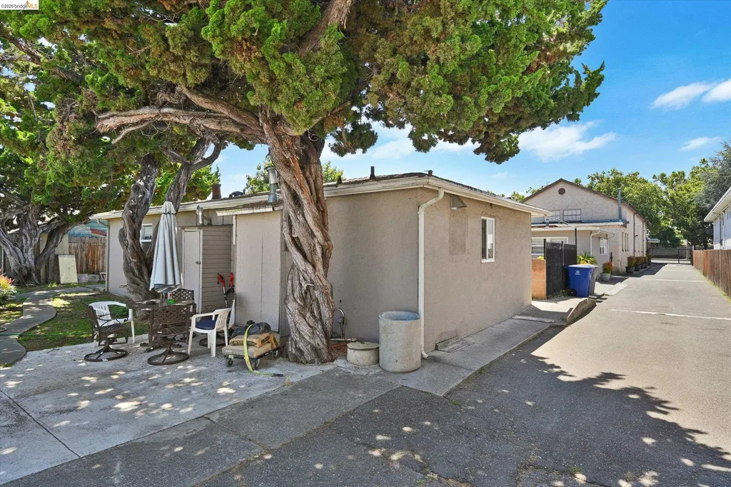 1190 Davis Street San Leandro CA 94577