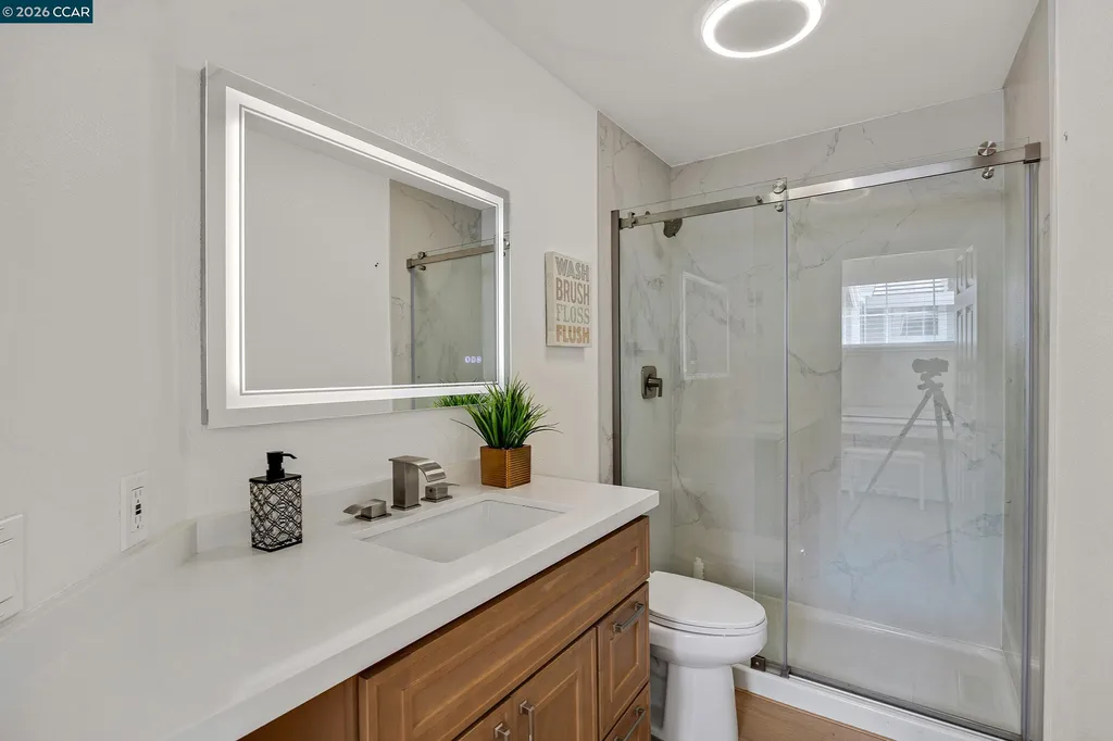 12 Mission Springs Hercules CA 94547