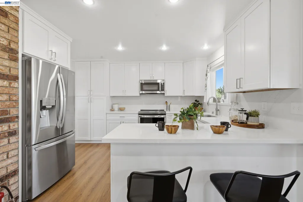 1880 Kappa Avenue San Leandro CA 94579
