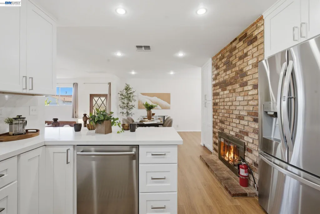 1880 Kappa Avenue San Leandro CA 94579