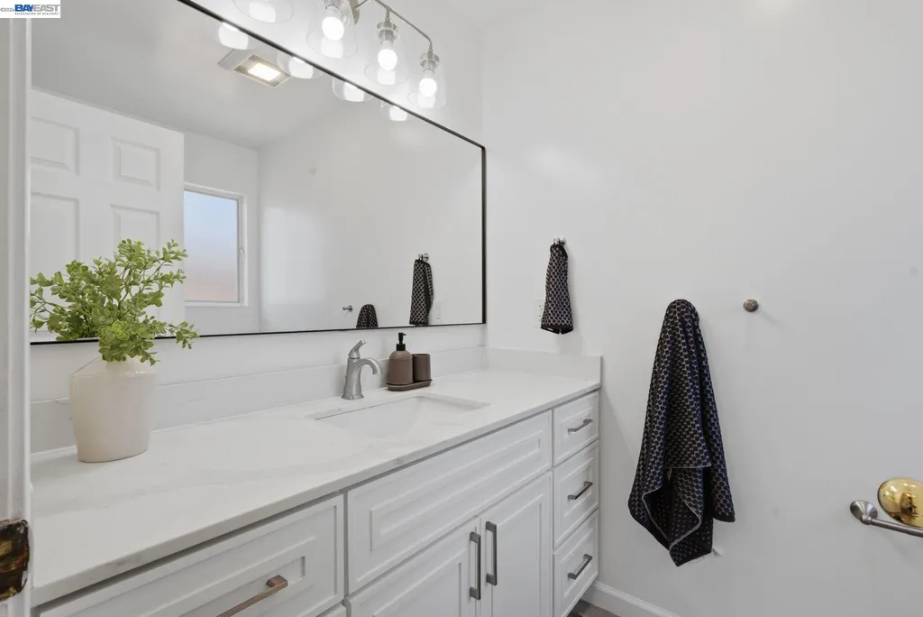 1880 Kappa Avenue San Leandro CA 94579