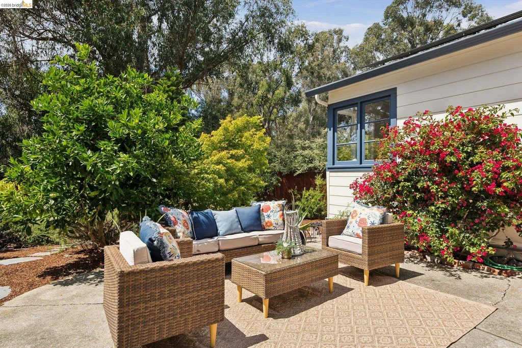 3635 Majestic Avenue Oakland CA 94605