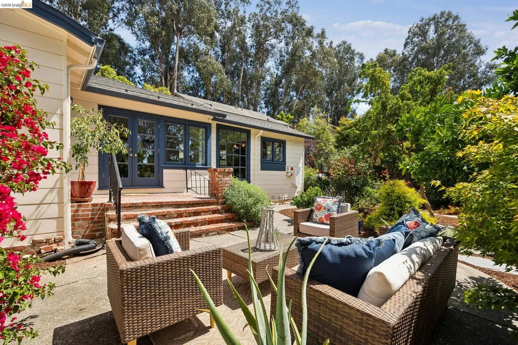 3635 Majestic Avenue Oakland CA 94605
