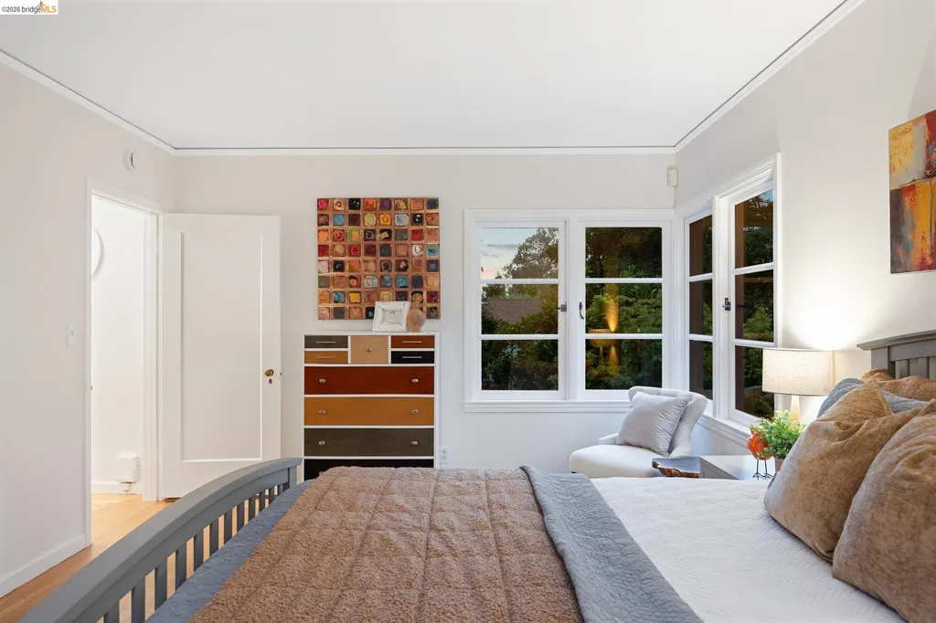 3635 Majestic Avenue Oakland CA 94605