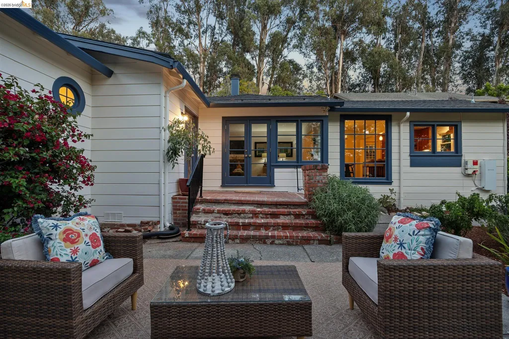 3635 Majestic Avenue Oakland CA 94605