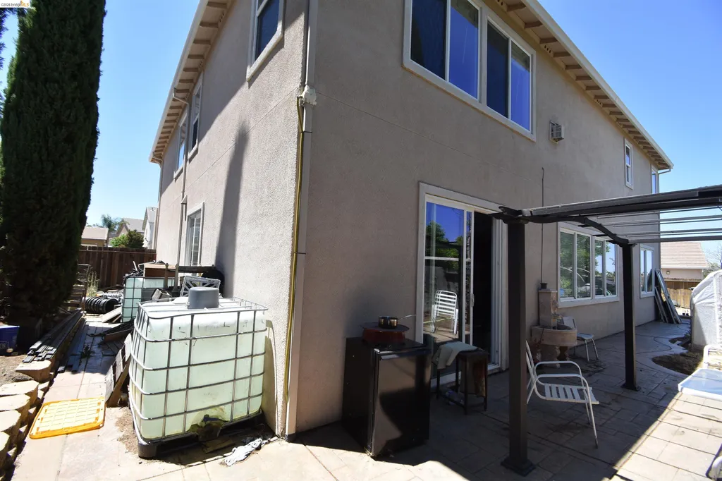 1875 Ventura Drive Pittsburg CA 94565