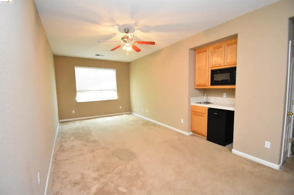 1875 Ventura Drive Pittsburg CA 94565