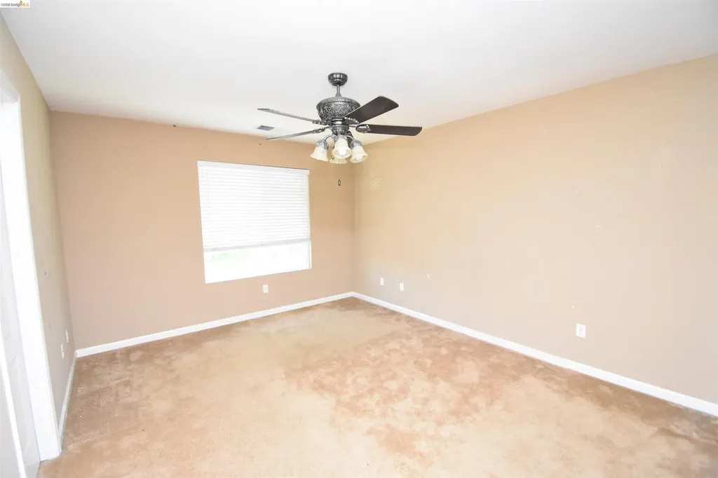 1875 Ventura Drive Pittsburg CA 94565