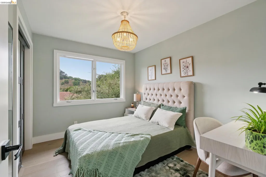 4725 Scotia Avenue Oakland CA 94605