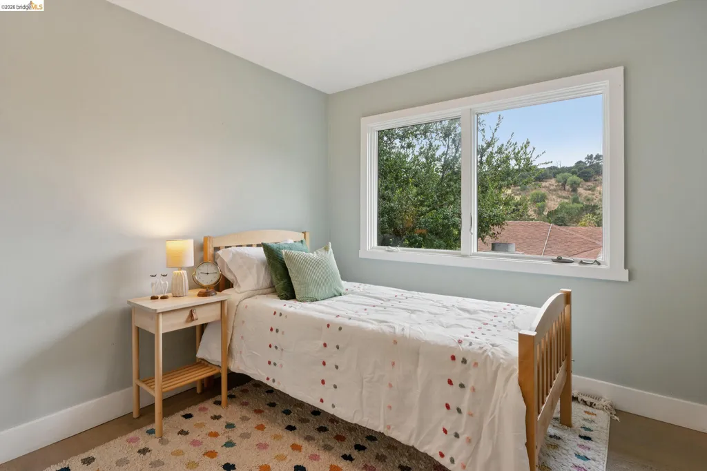 4725 Scotia Avenue Oakland CA 94605