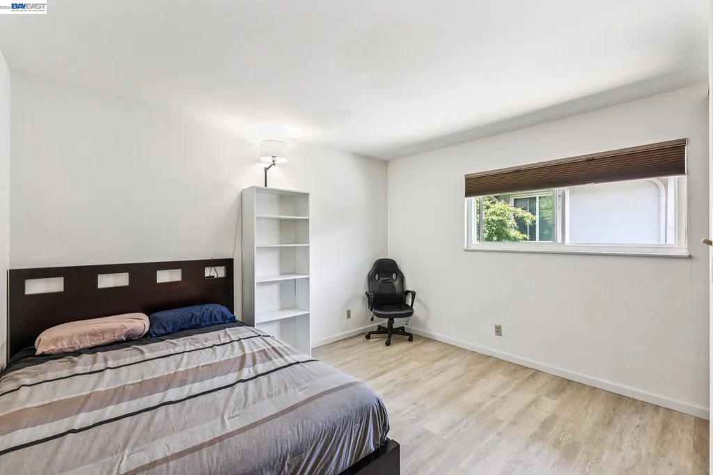 1401 Cottage Street Alameda CA 94501