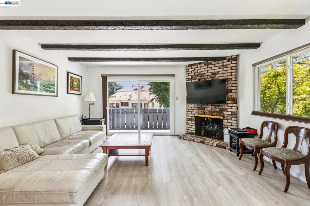 1401 Cottage Street Alameda CA 94501