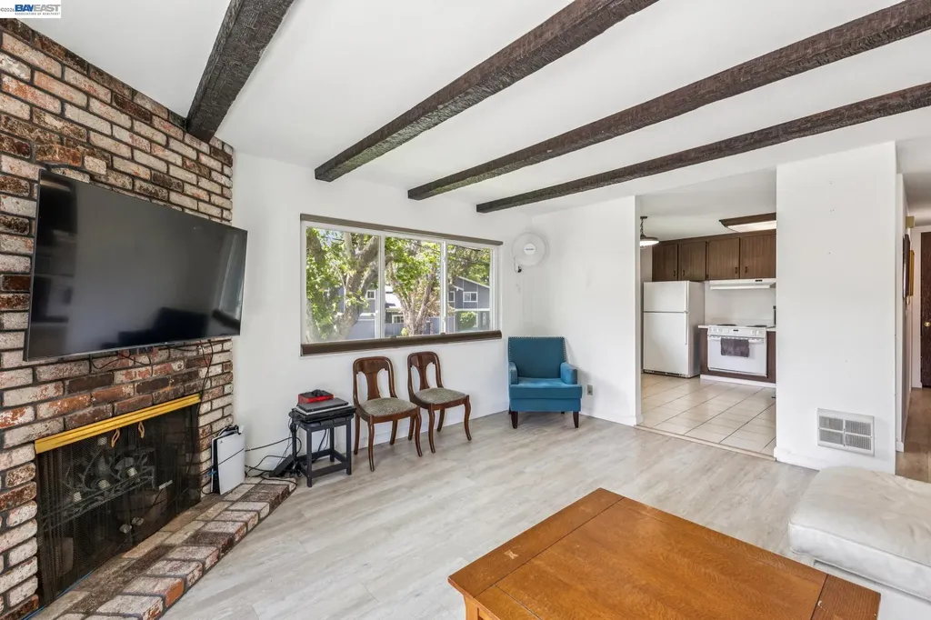 1401 Cottage Street Alameda CA 94501