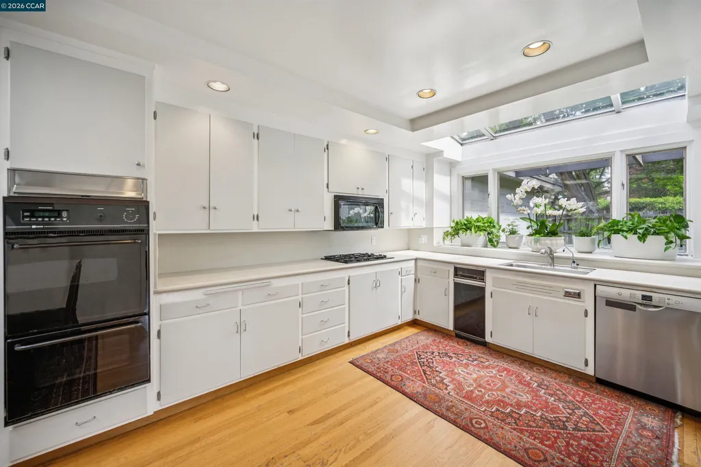 3814 Happy Valley Road Lafayette CA 94549