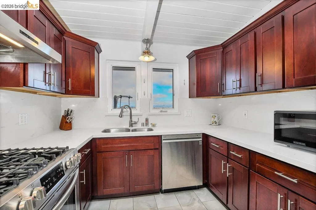 6606 Hagen Boulevard El Cerrito CA 94530