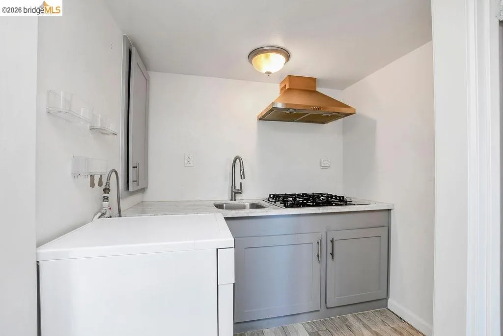6606 Hagen Boulevard El Cerrito CA 94530