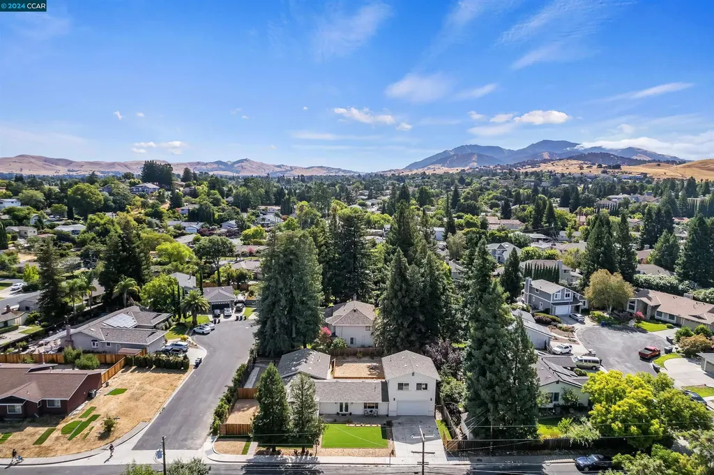1006 Court Lane Concord CA 94518