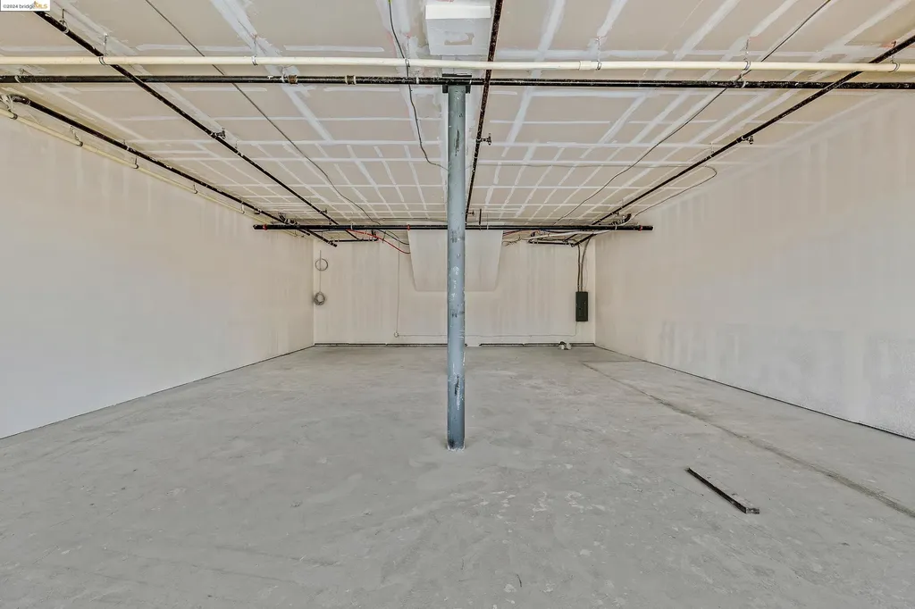986 Grand Avenue Oakland CA 94607