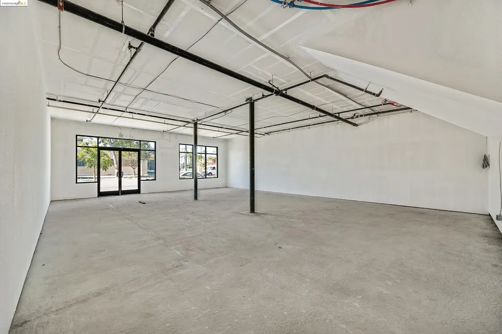 986 Grand Avenue Oakland CA 94607