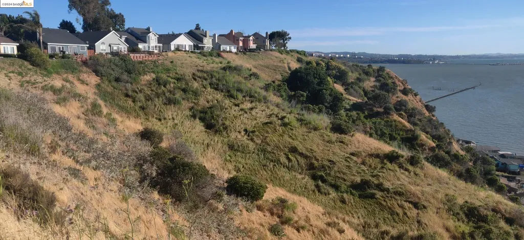 199 Sandy Beach Road Vallejo CA 94590