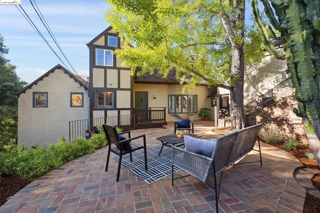 89 Arden Road Berkeley CA 94704