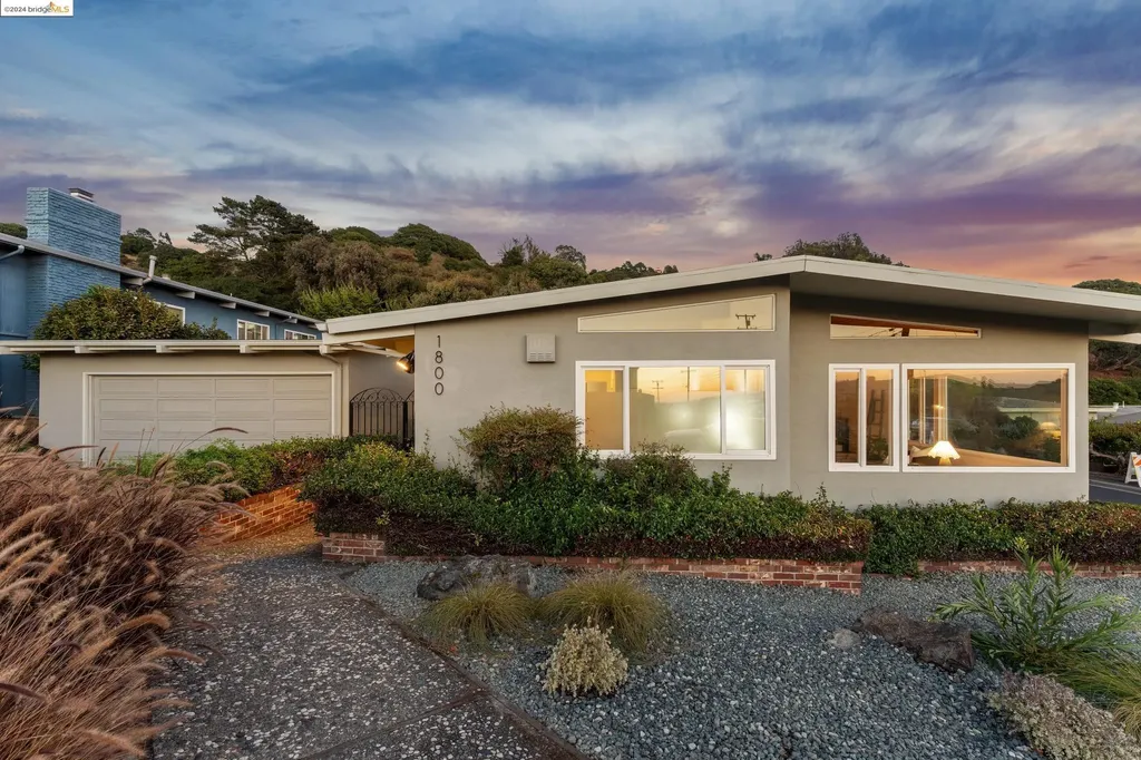 El Cerrito CA, 1800 Ganges Avenue