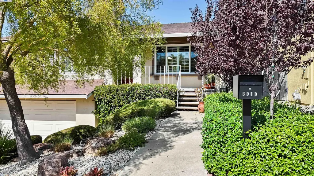 3010 Ralston Way Hayward CA 94541
