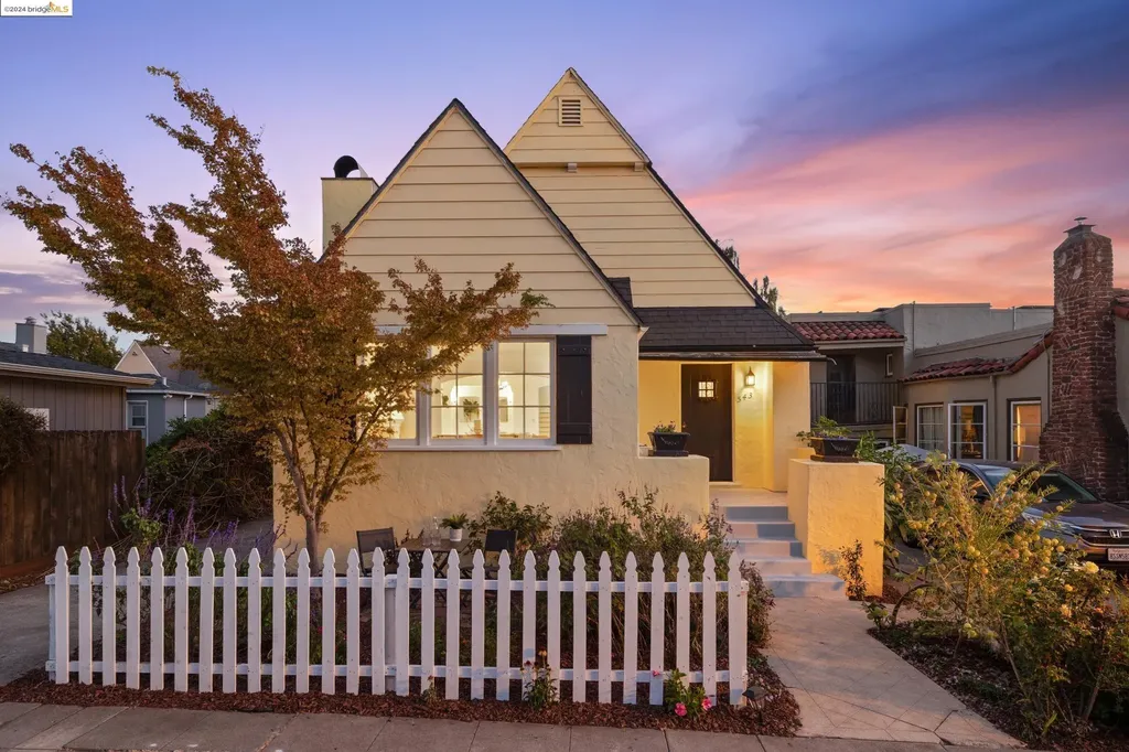 Oakland CA, 543 Aileen Street