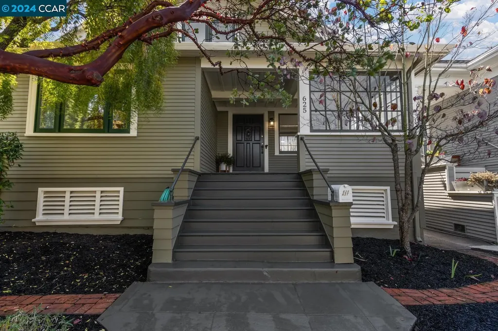 625 56th Street Oakland CA 94609