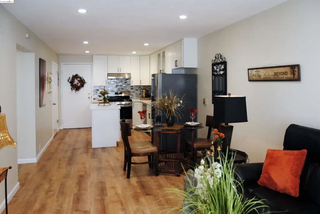 625 Madison Street Oakland CA 94607