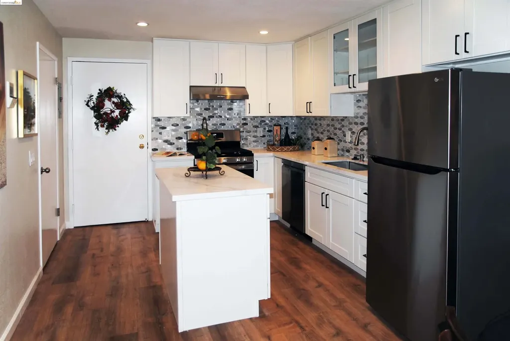 625 Madison Street Oakland CA 94607