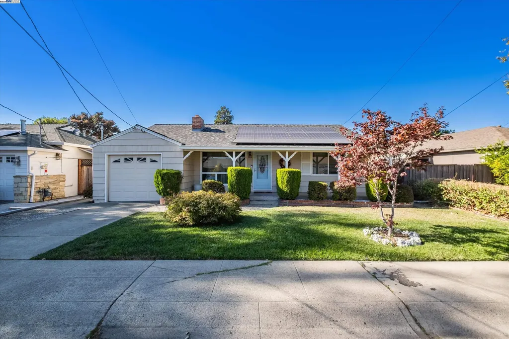 31 Via Matero San Lorenzo CA 94580