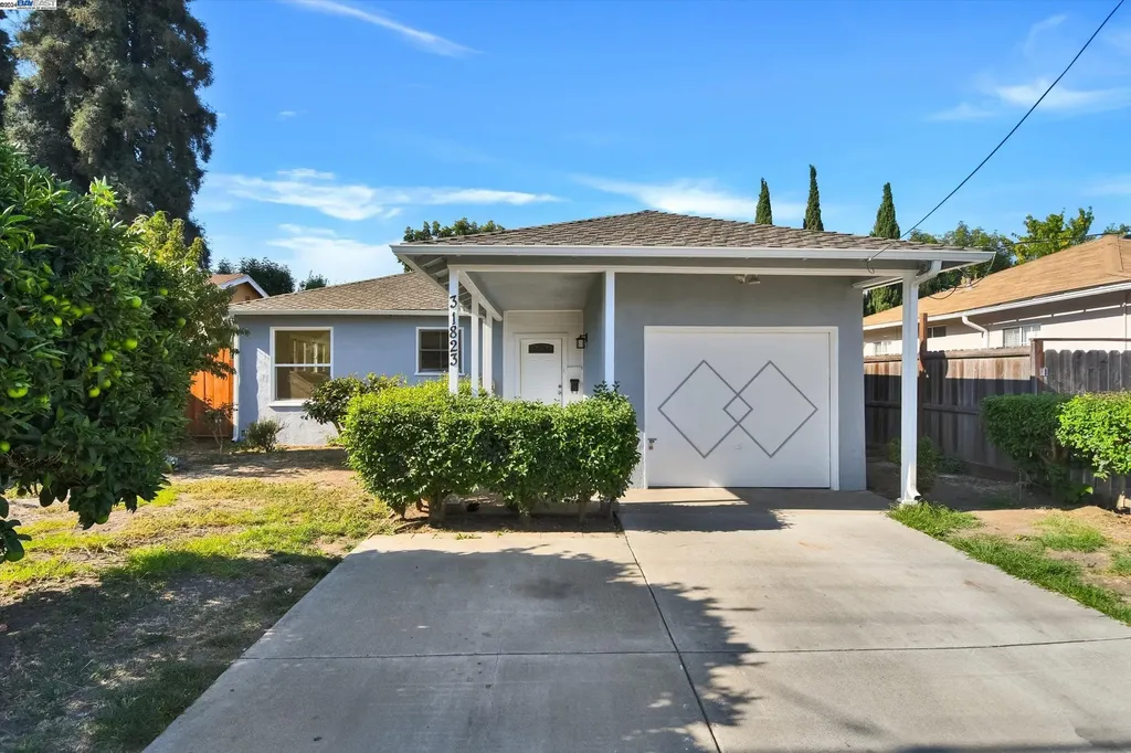 31823 Carroll Avenue Hayward CA 94544