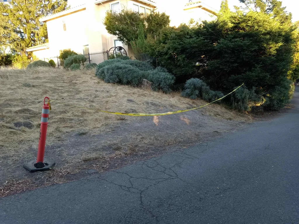 Villanova Drive Oakland CA 94603
