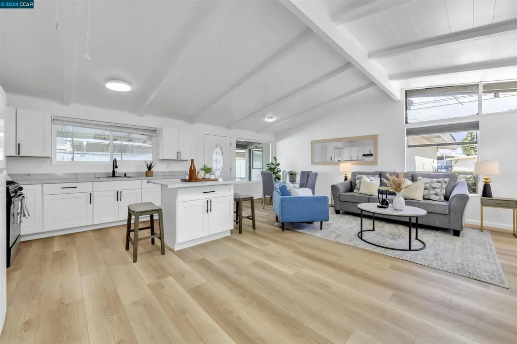 27239 Capri Avenue Hayward CA 94545