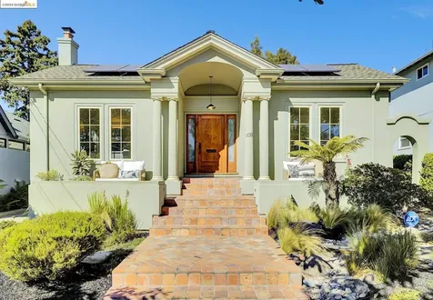 1835 Capistrano Avenue Berkeley CA 94707