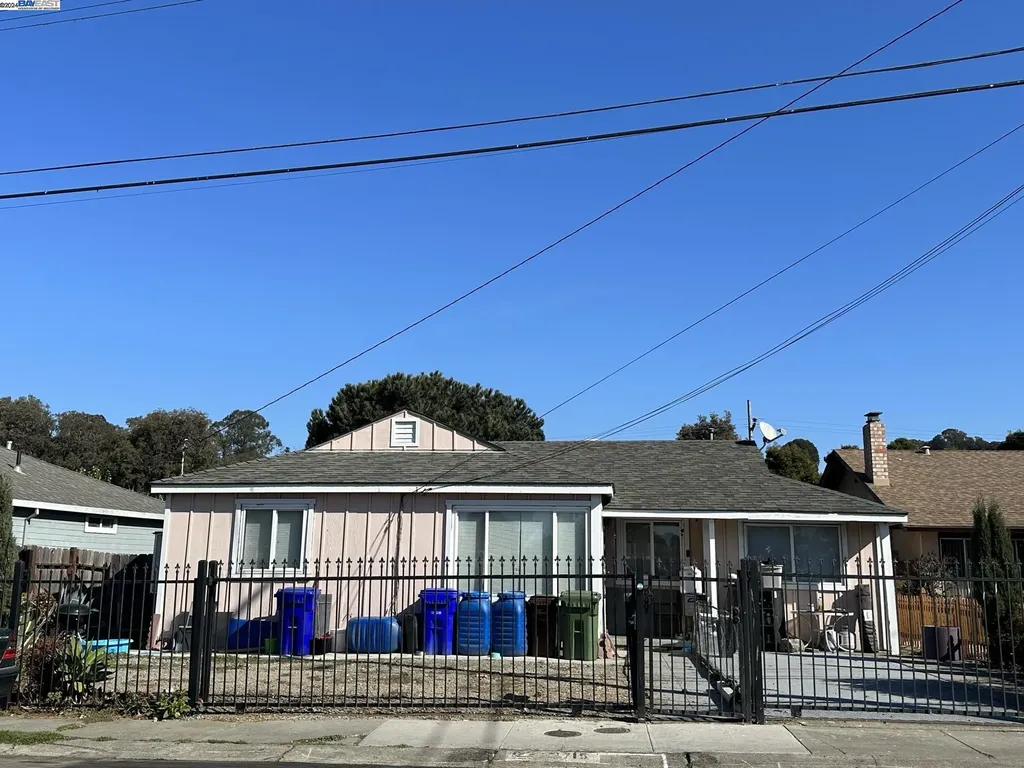 2715 Greenwood Drive San Pablo CA 94806