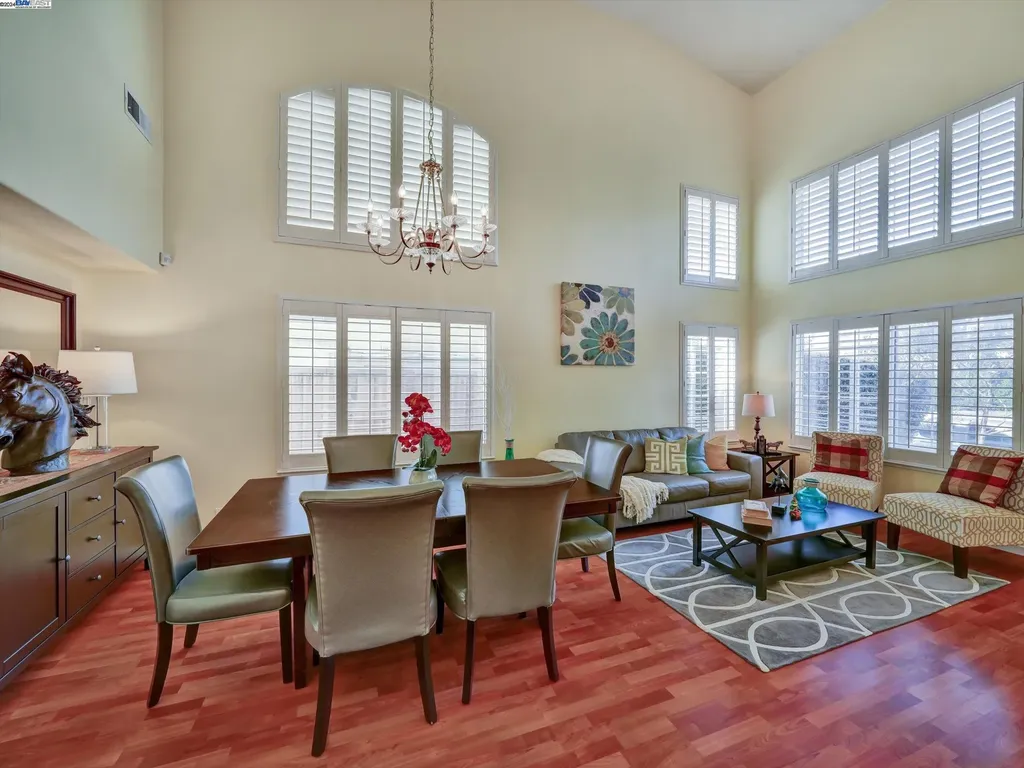 15672 Atlantus Avenue San Leandro CA 94579